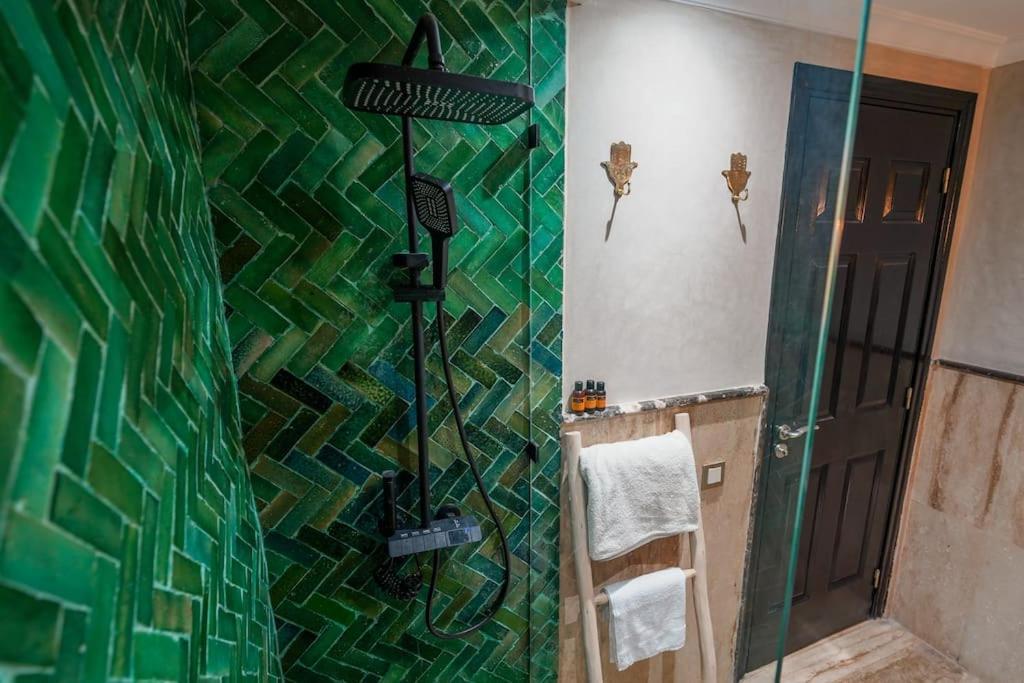 Ferienwohnung Darsublime Au Coeur De Marrakech Jacuzzi Prive Marrakesch Exterior foto